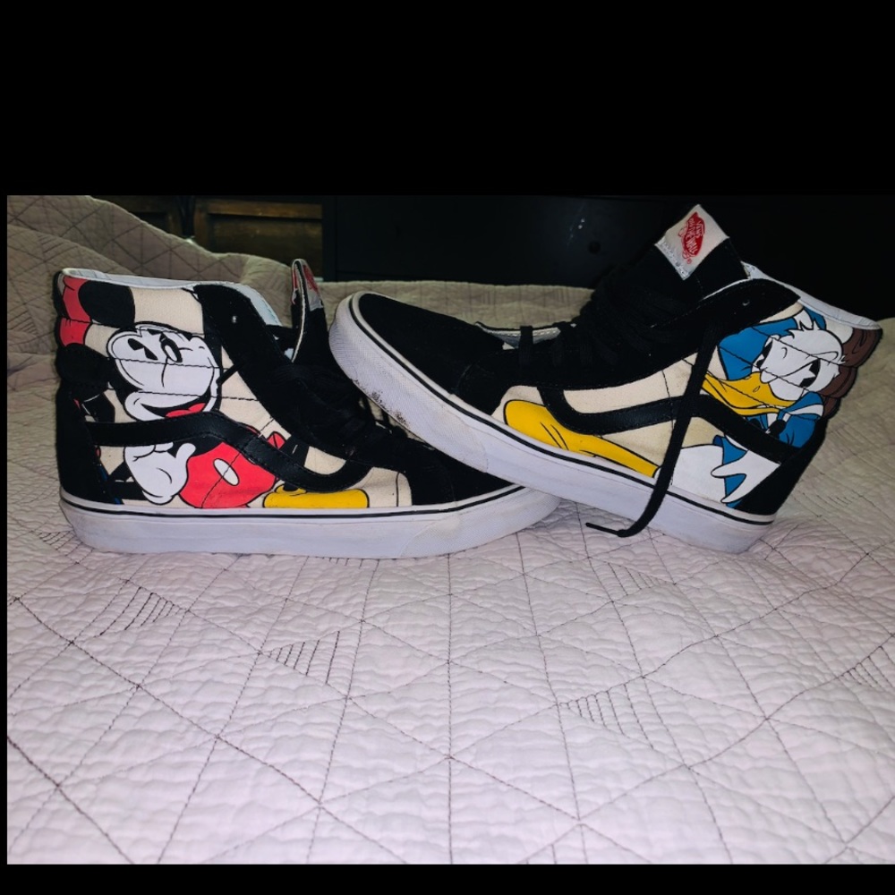 Disney Vans, hightop size 11, great condition!